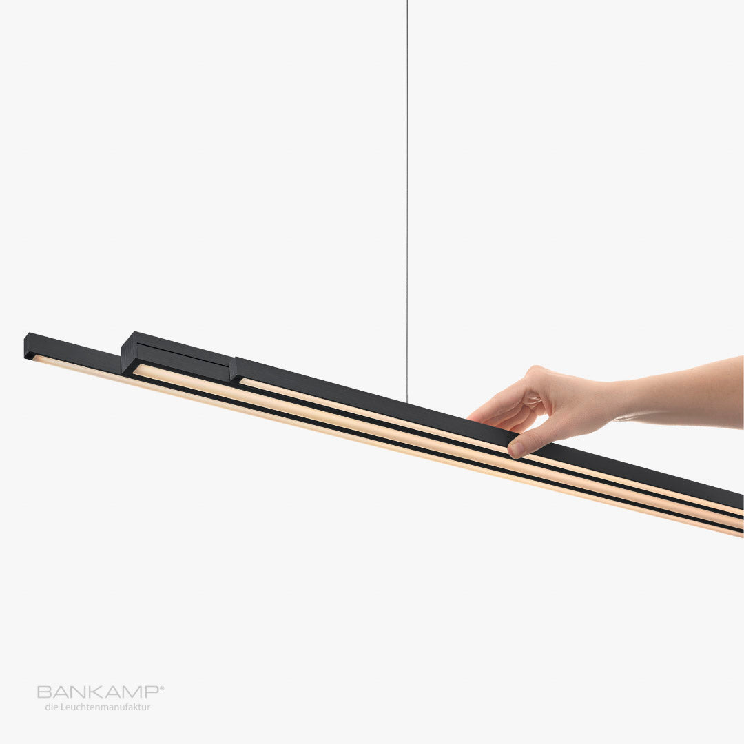 Anthrazit matt eloxiert, Bankamp-lightlineiv-pendelleuchte_Anthrazit matt eloxiert.jpg