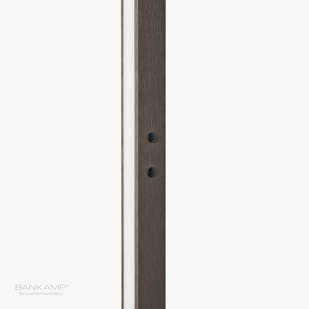 Bronze eloxiert, Bankamp-line-stehleuchte_Bronze eloxiert.jpg