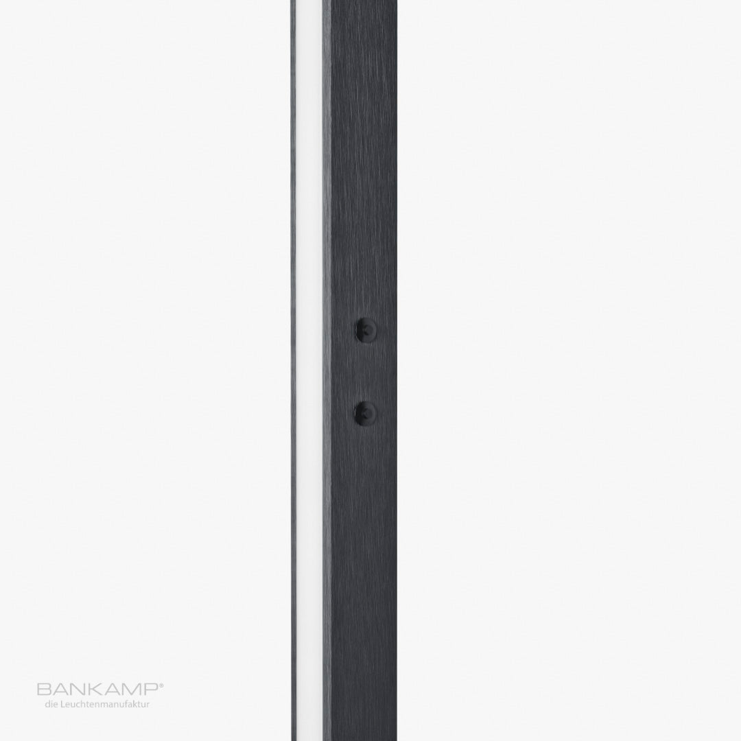 Anthrazit matt eloxiert, Bankamp-line-stehleuchte_Anthrazit matt eloxiert.jpg