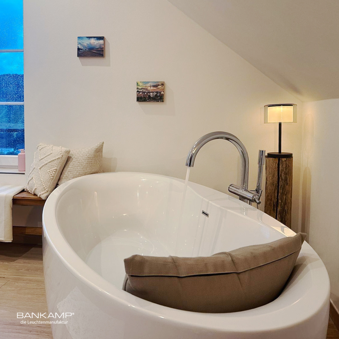 Tischleuchte_GRAND-5055106