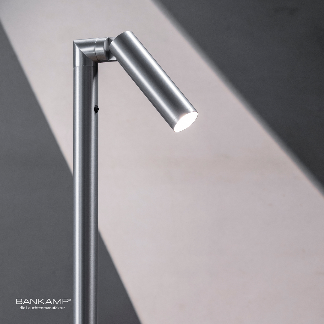 Alu matt, Bankamp-point-stehleuchte_Alu matt.jpg