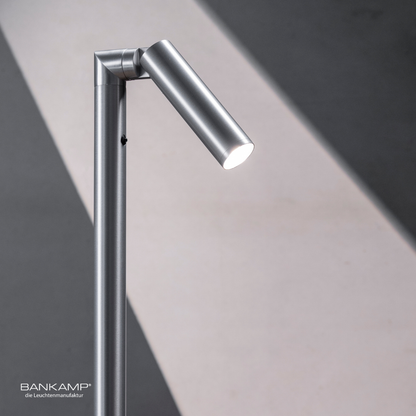 Alu matt, Bankamp-point-stehleuchte_Alu matt.jpg