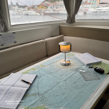 Alu matt, Bankamp-grand-tischleuchte_Alu matt.jpg