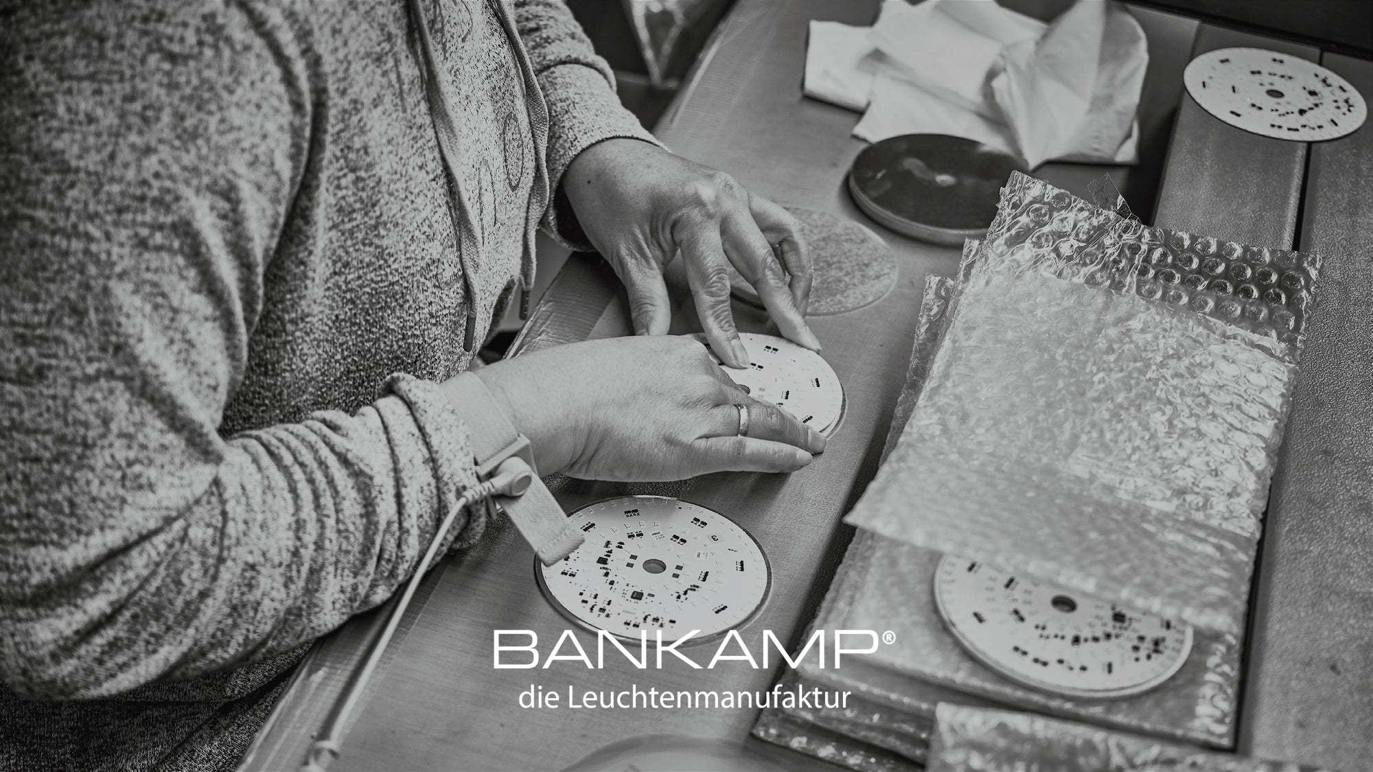 custom-slideshow-image-desktop-block_wRDaE6