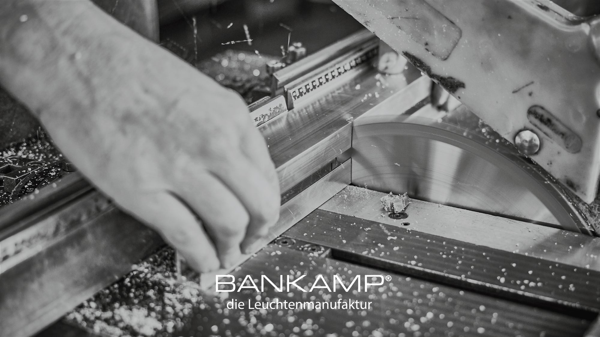 custom-slideshow-image-desktop-block_PYQz4D