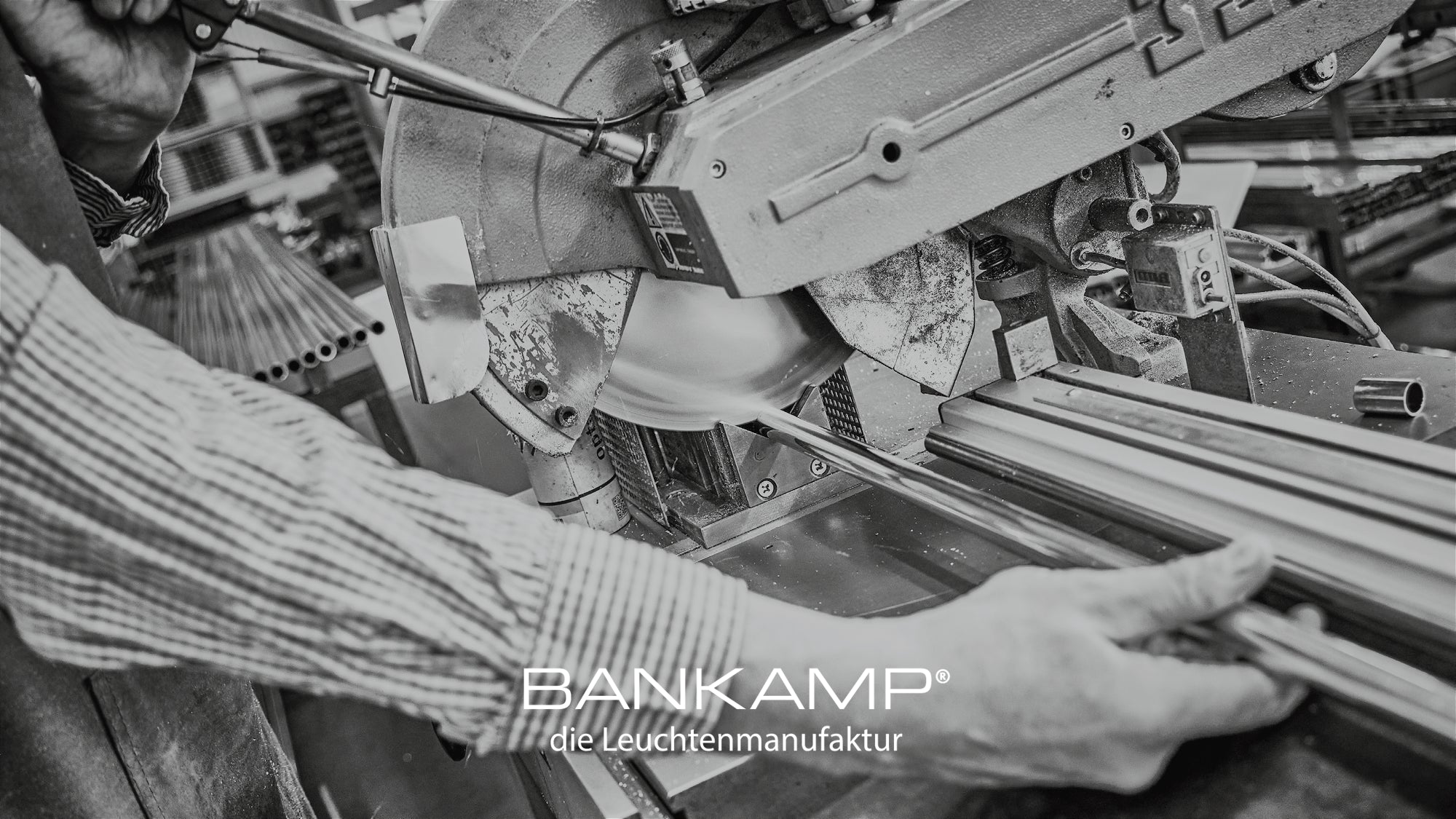 custom-slideshow-image-desktop-block_hYqrmw