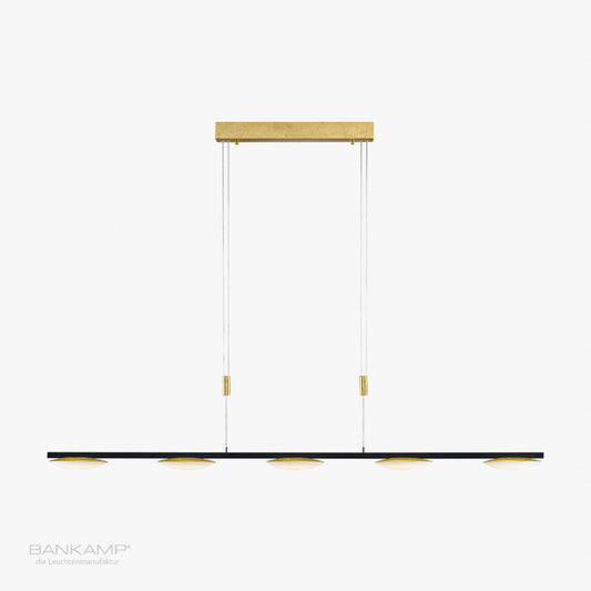 Blattgoldoptik mit schwarz abgesetzt, Bankamp-pureup-pendelleuchte_Blattgoldoptik mit schwarz abgesetzt.jpg