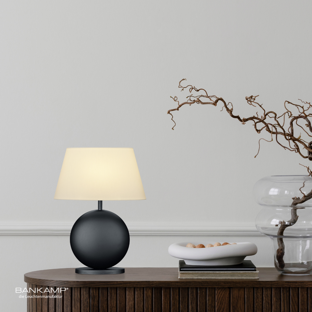 Schwarz, Bankamp-nero-tischleuchte_Schwarz.jpg