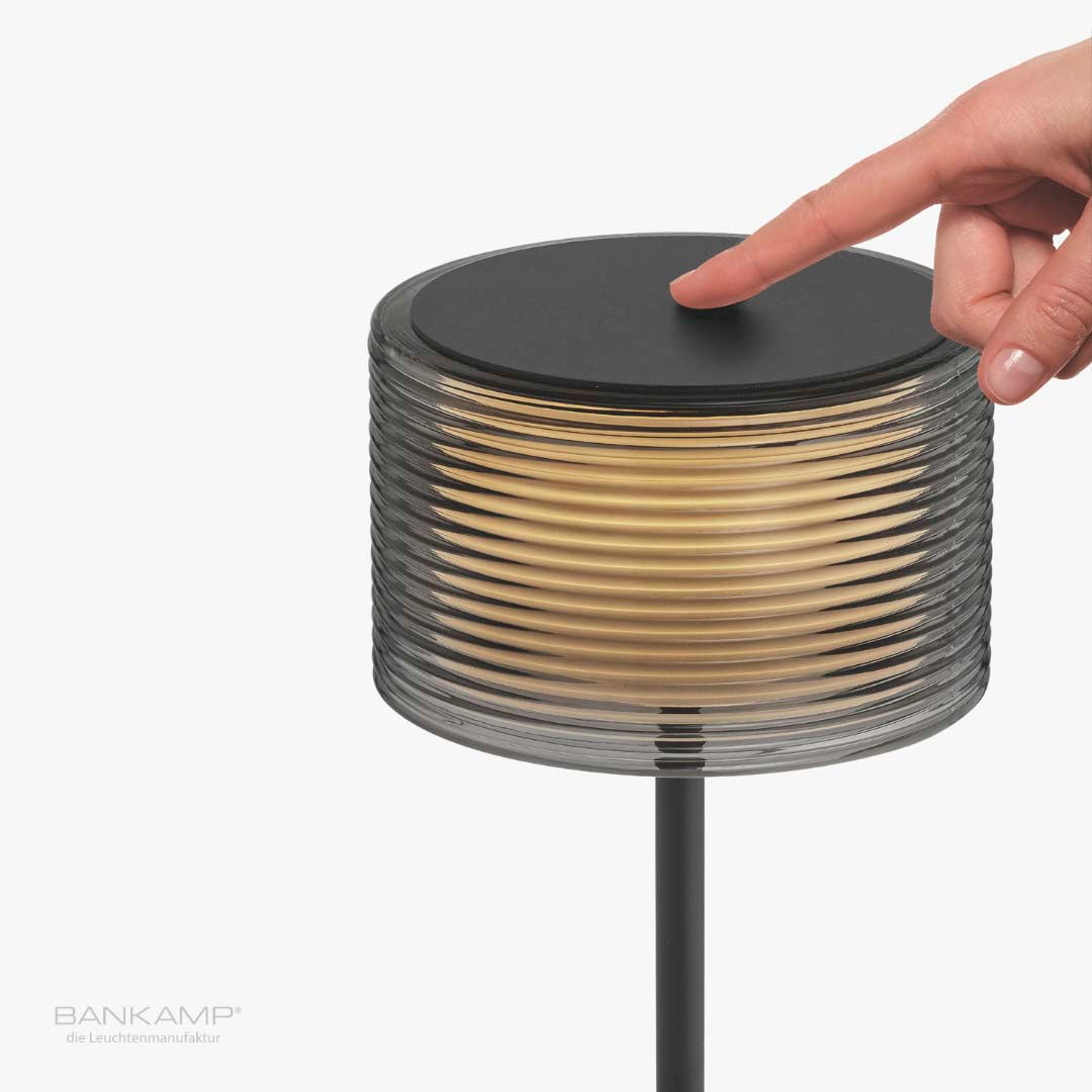 Schwarz, Bankamp-grand-tischleuchte_Schwarz.jpg