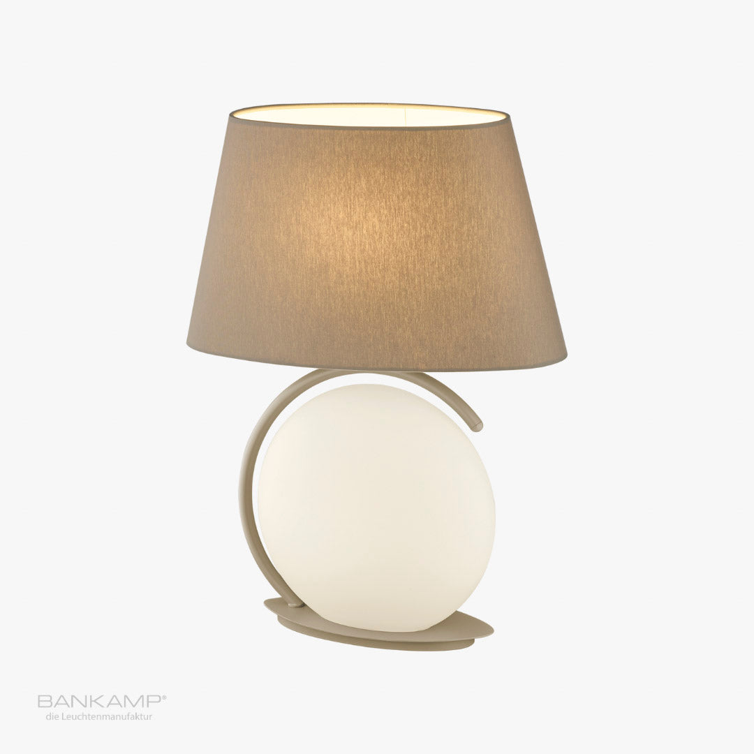 Sand, Bankamp-nana-tischleuchte_Sand.jpg