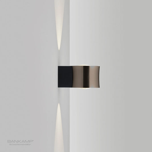 Bronze eloxiert, Bankamp-impulse-wandleuchte_Bronze eloxiert.jpg