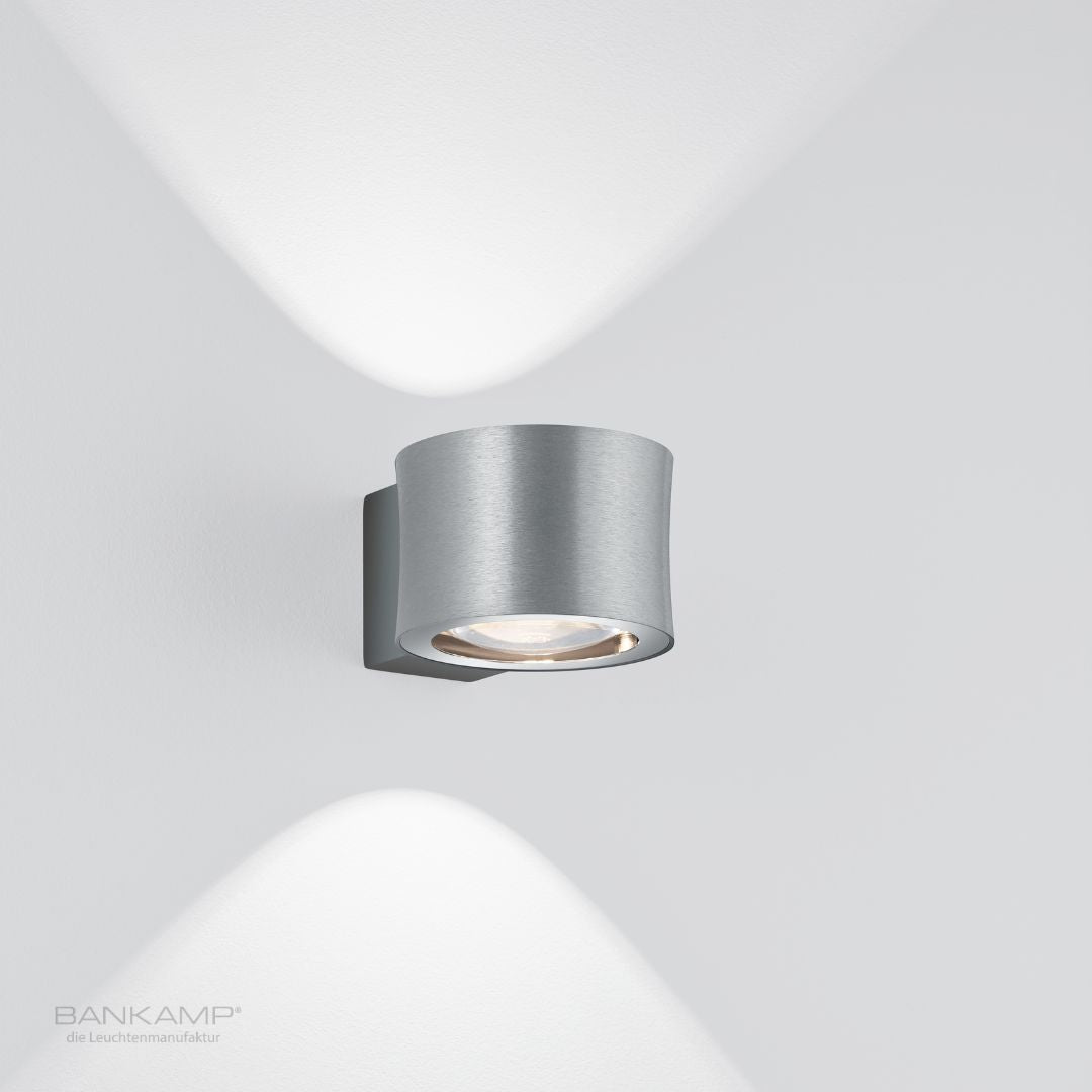 Nickel matt mit Chrom abgesetzt, Bankamp-impulse-wandleuchte_Nickel matt mit Chrom abgesetzt.jpg